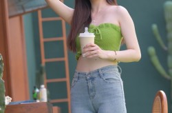 女生裸妆图片清楚的图片高大写国产在线视频一区区三区